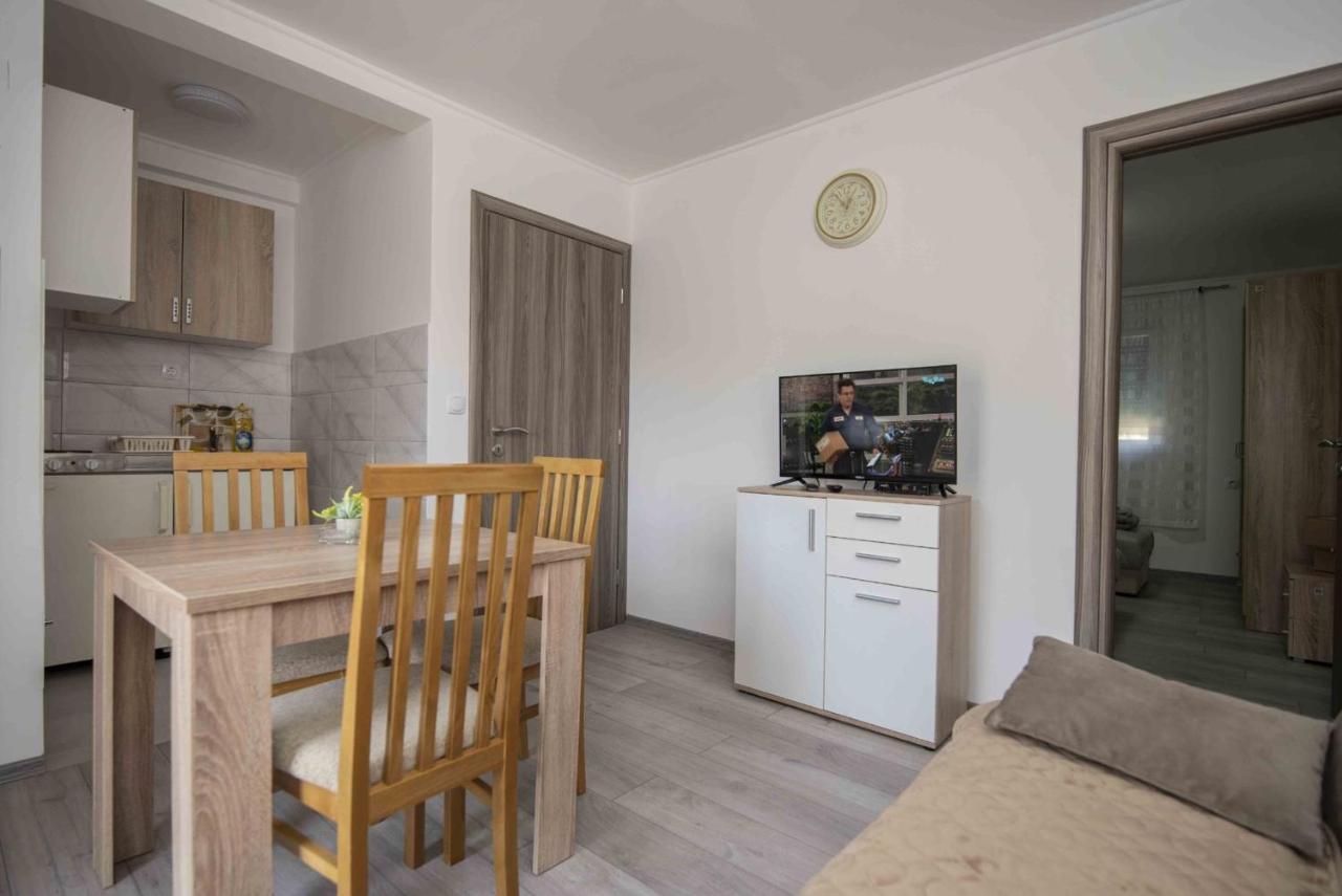 Apartment Miske Ivanica Exterior photo