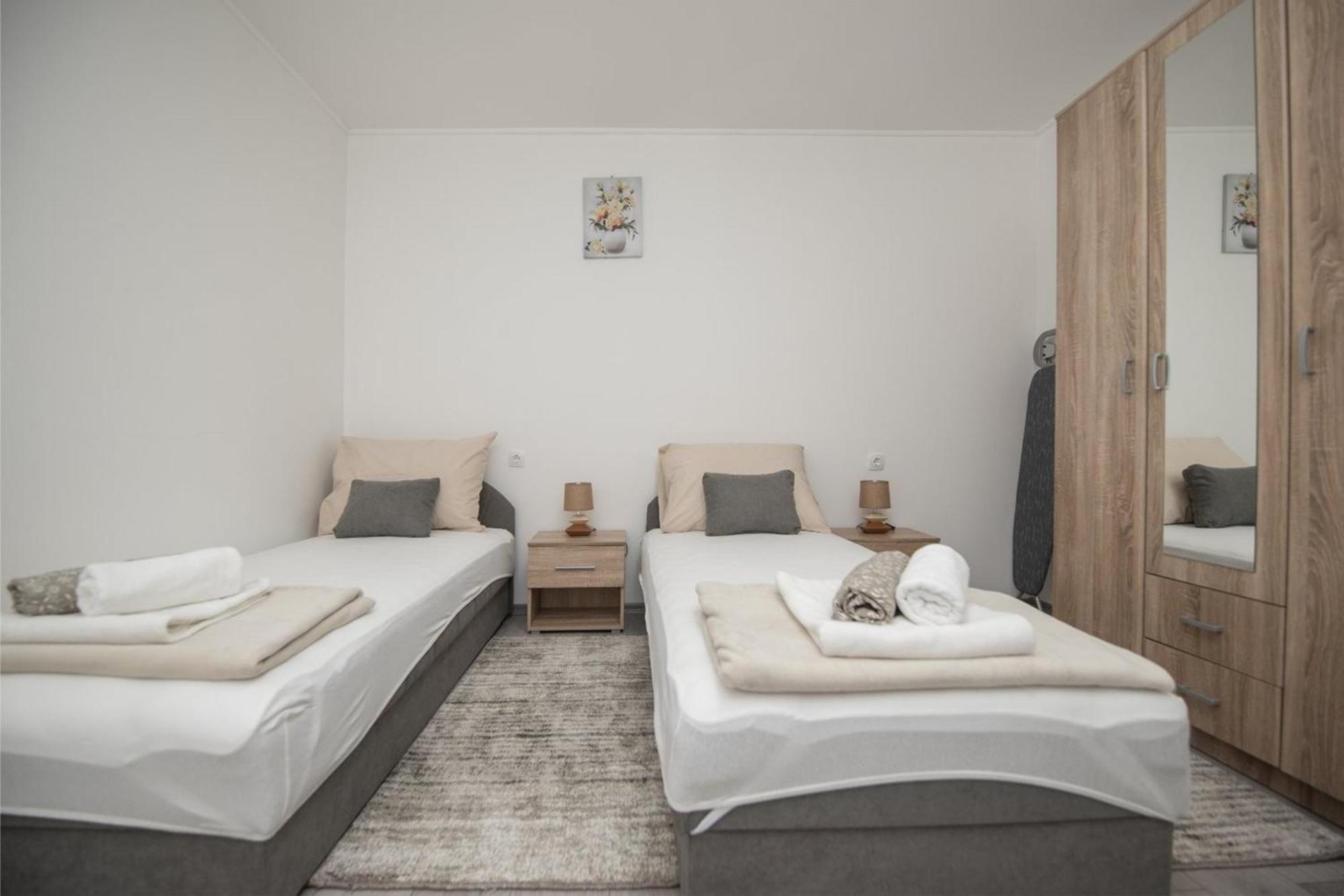 Apartment Miske Ivanica Room photo